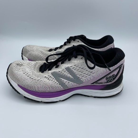 Women's New Balance 880V9 - Size 9 - Picture 1 of 6